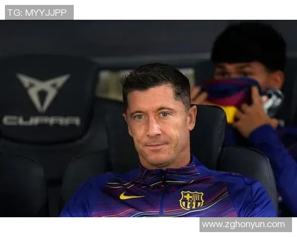 莱万决定继续征战足球赛场巴萨老将或将自由转会前景引人关注